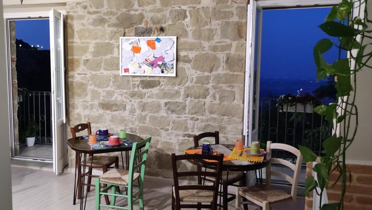 La Casa Dei Panorami Di Colobraro 아파트 외부 사진